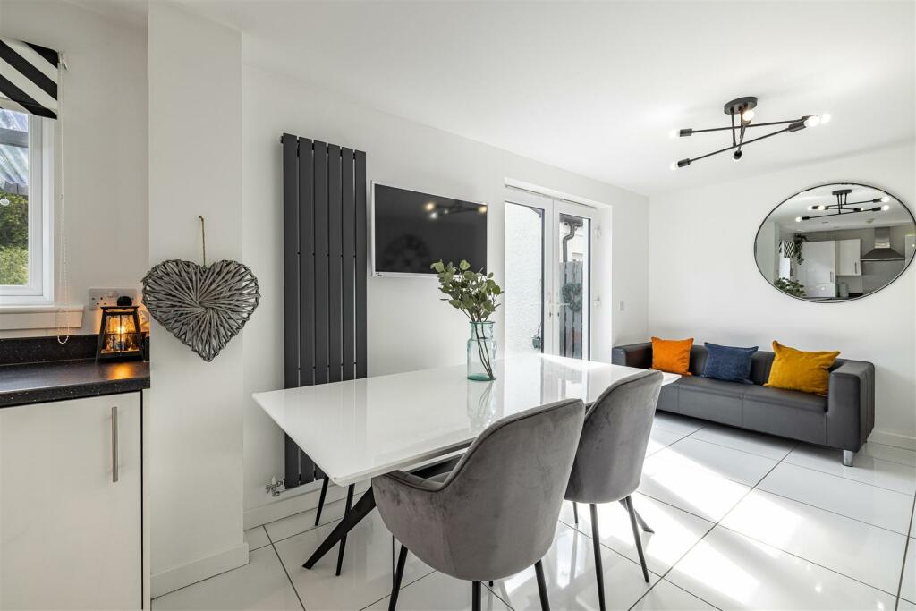 43 Knoll Park Galashiels 17.JPG