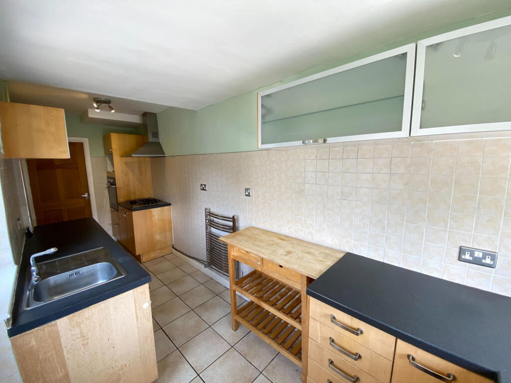 Kitchen 2