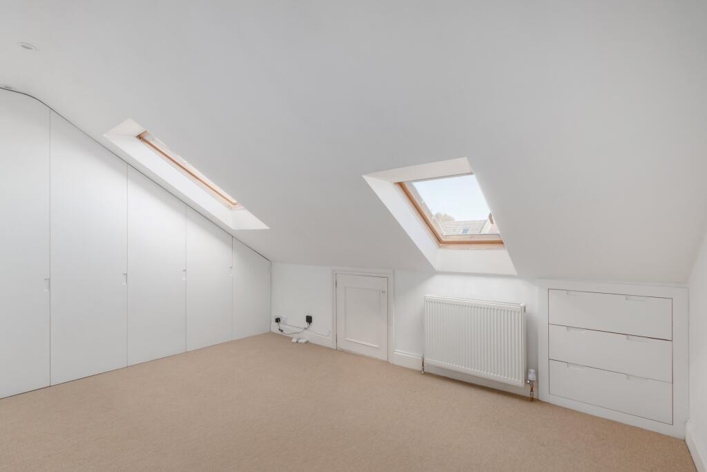 Carminia Road, London, 