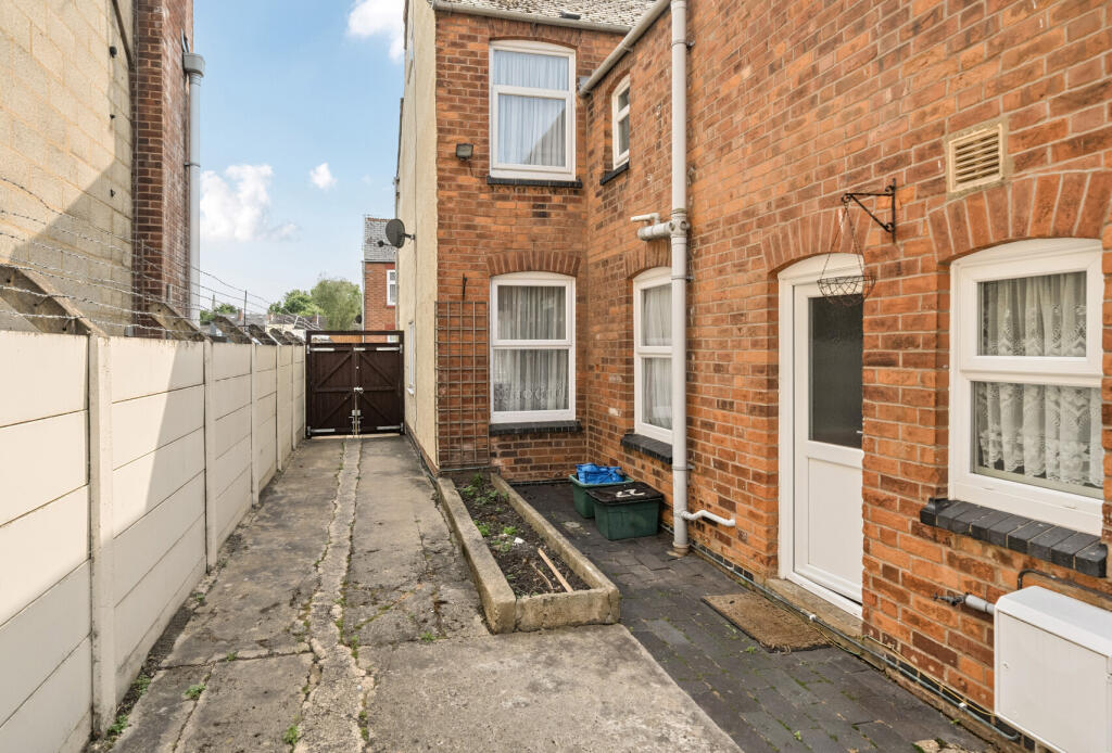 1302958-2-683f17e...