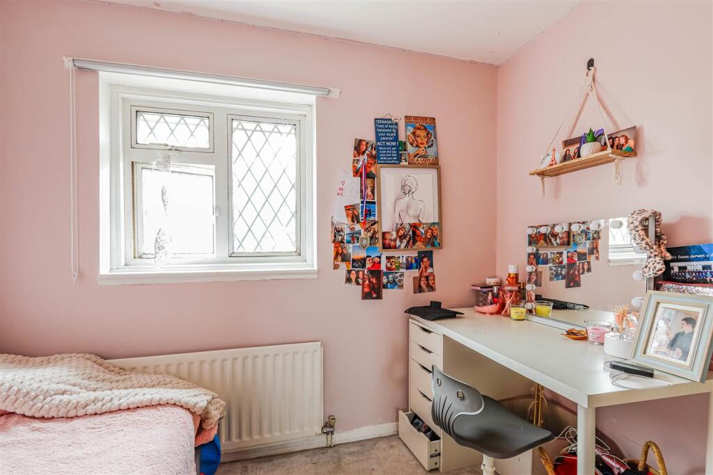 Florence Aveye_-7.jpg