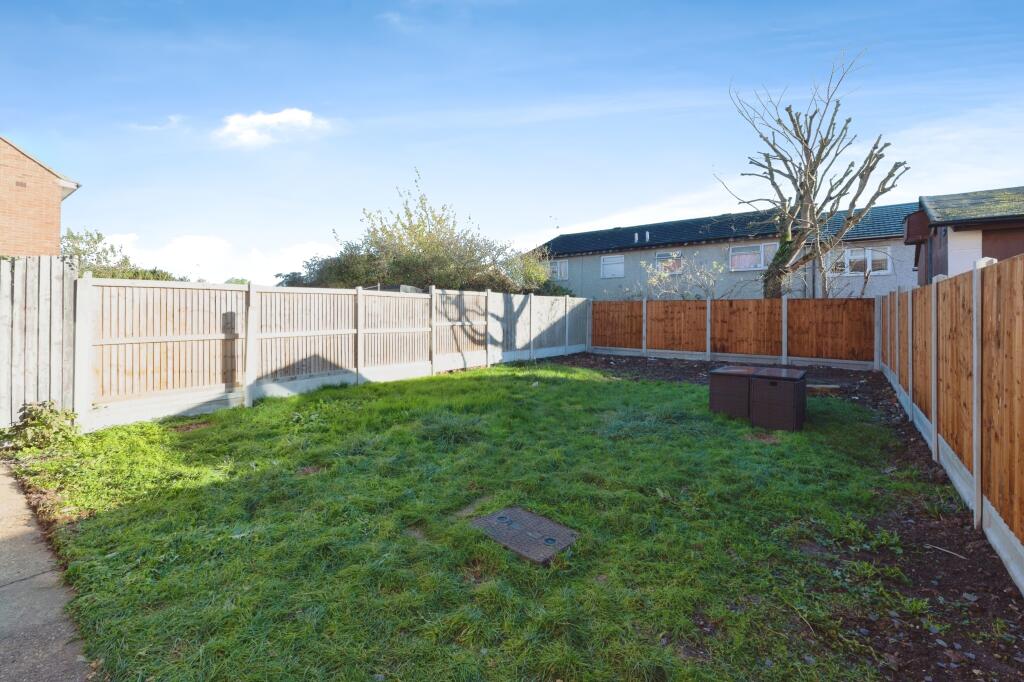 43thesladesthesladesbasildonss164sj-19