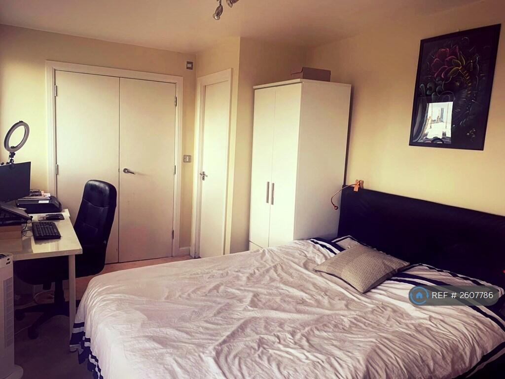 The Wardrobe Next To The Bed Is No Longer There