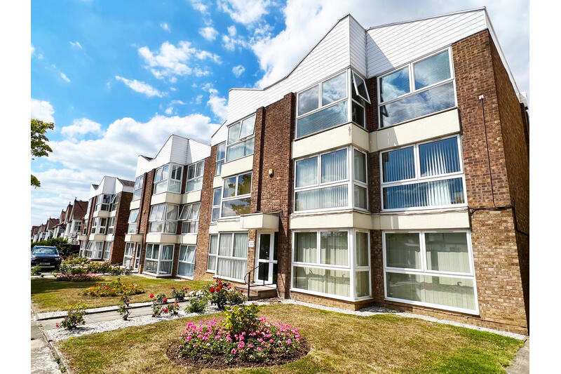 First Avenue, Westcliff-on-Sea, Essex 