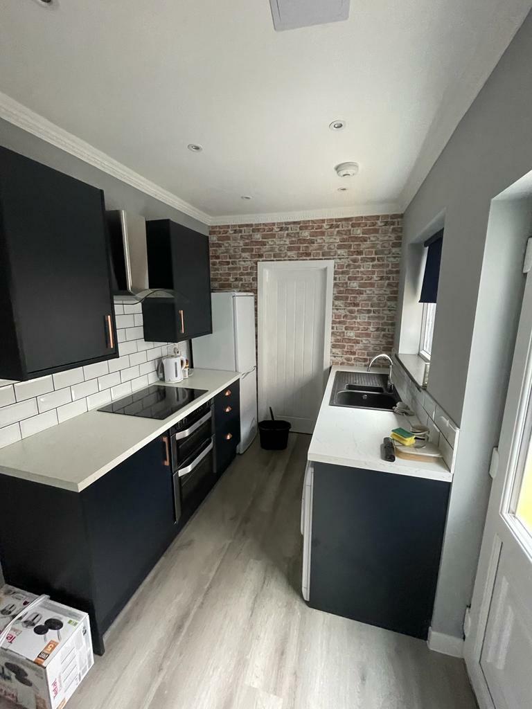 Kitchen 1.jpg