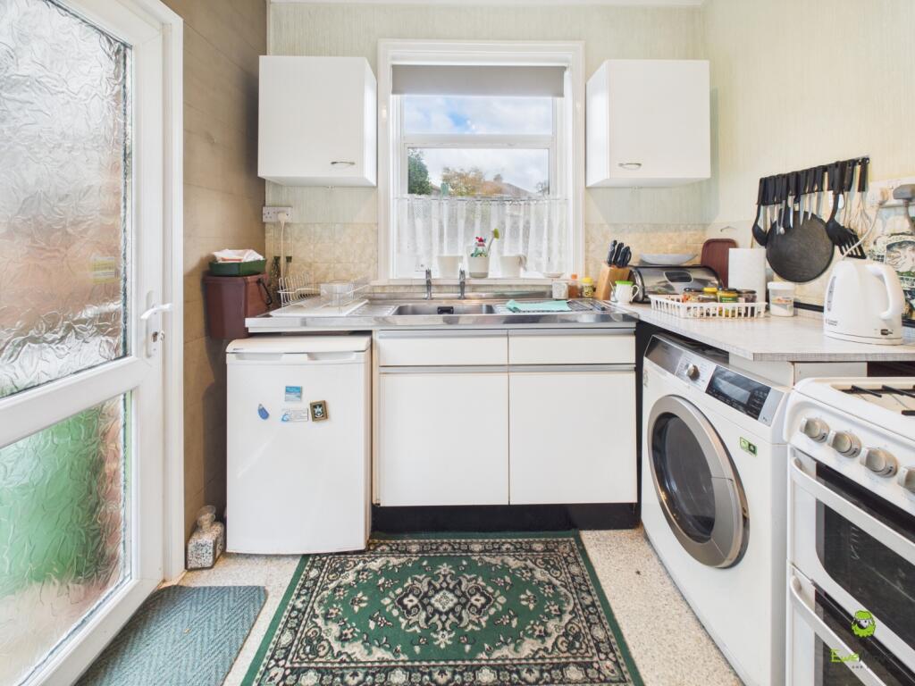 Presented by Clinton at EweMove Bexleyheath and Da