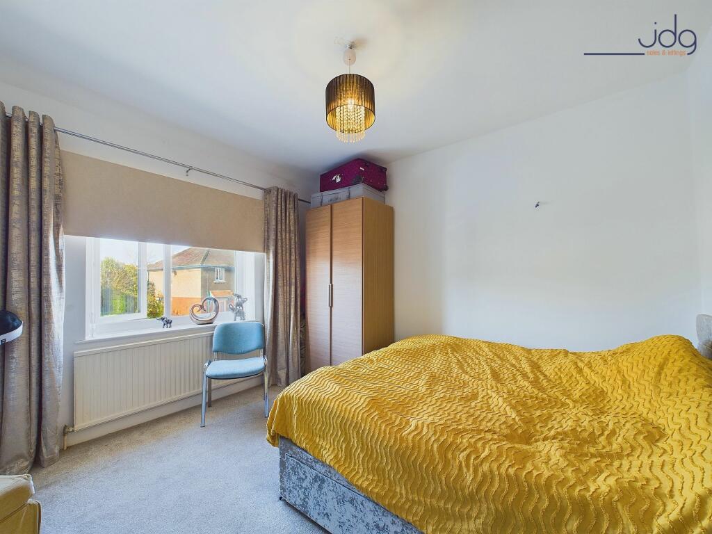 1st floor double bedroom