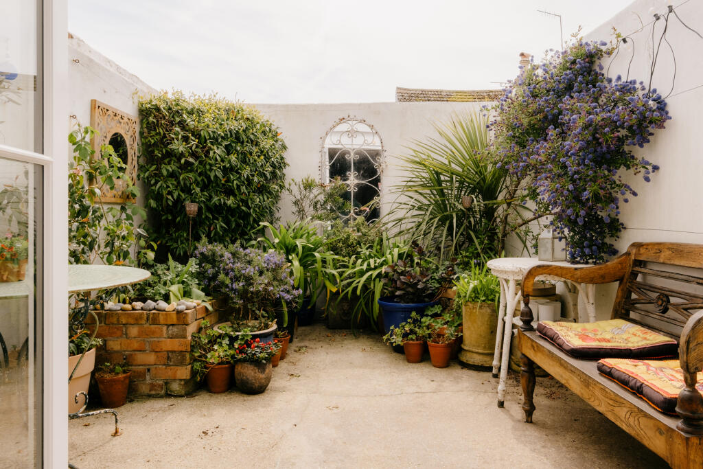 Croft-StLeonards-AlfredRoad-Garden