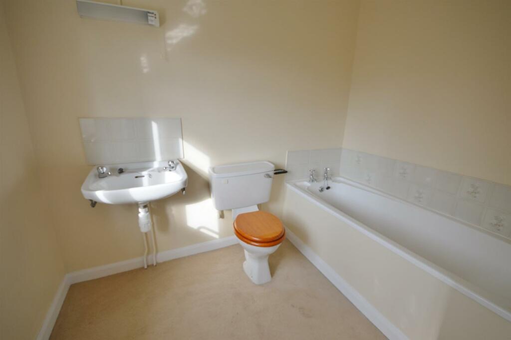 Main Bathroom