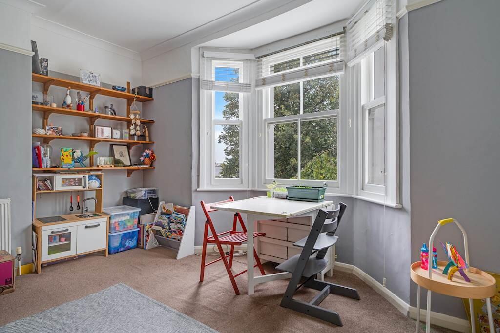 05-4f5881020 - NS...