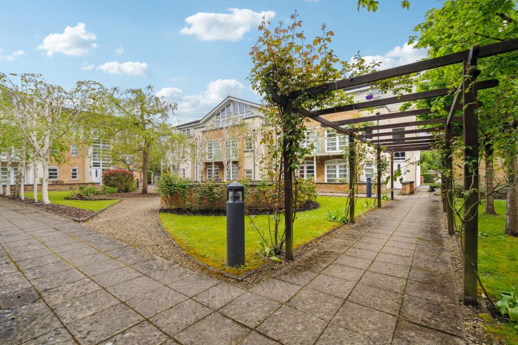 Communal Grounds