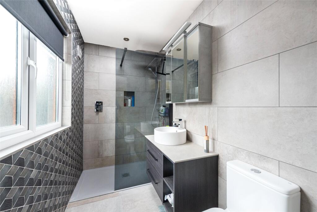En Suite One