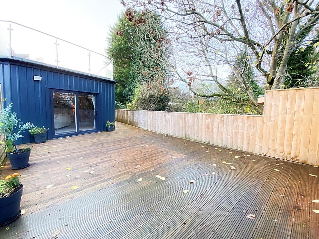 External, Garage &amp; Parking