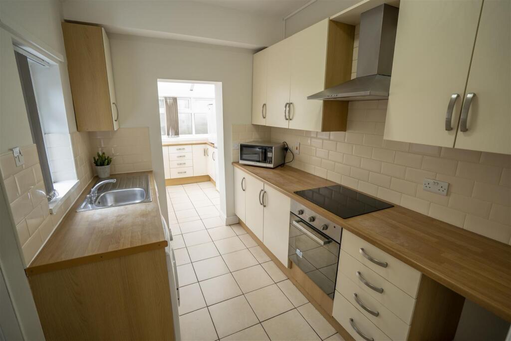 Kitchen Ashdell Road.jpg