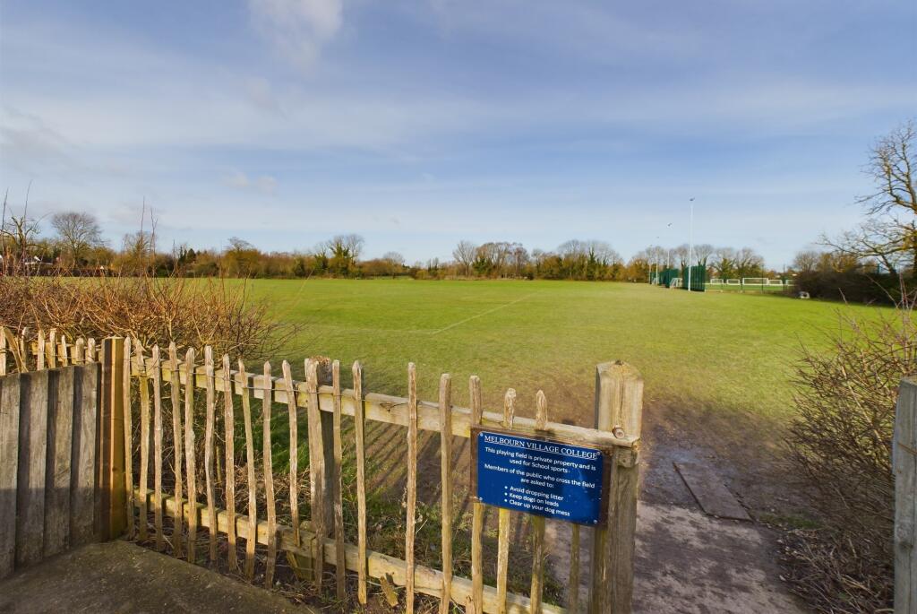 CAM02519G0-PR0226-STILL004