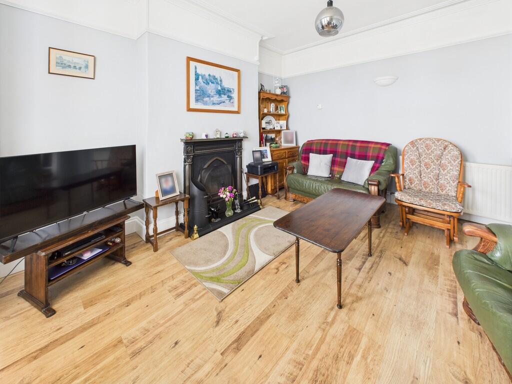 CAM03974G0-PR0173...