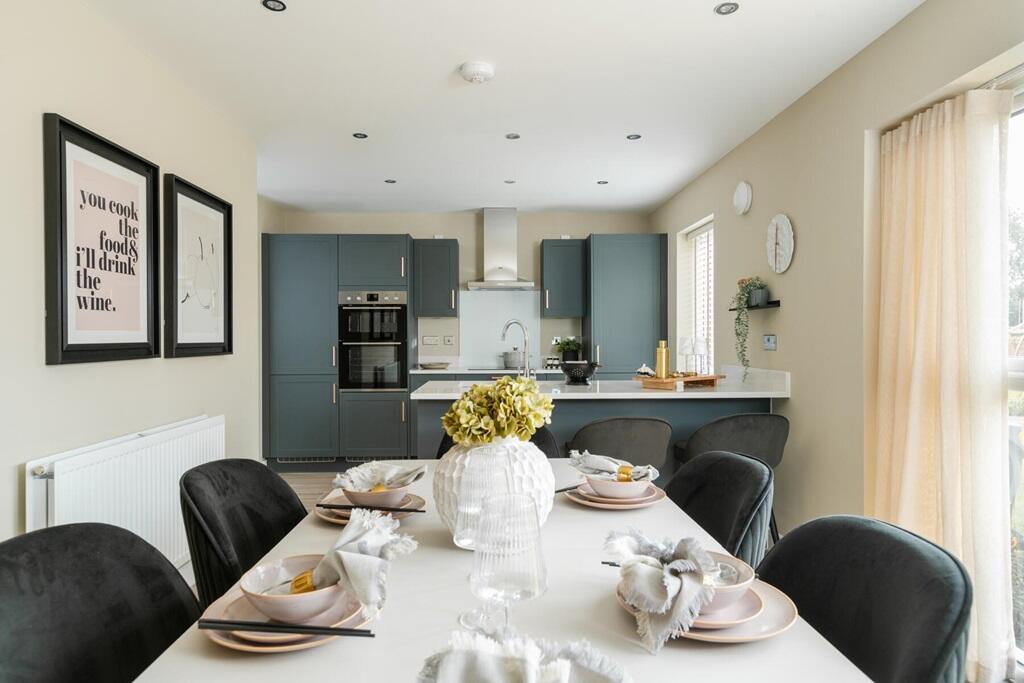 Generous kitchen / diner