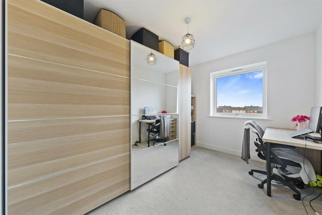 Flat8-31StVincentAveWeb17.jpg