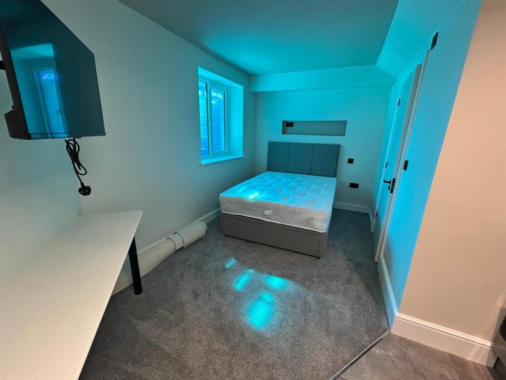 WhatsApp Image 2025-04-01 at 14.32.46.jpeg