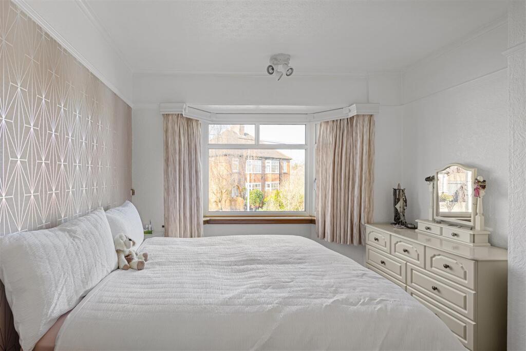 49_Greencliffe_Drive_58.jpg