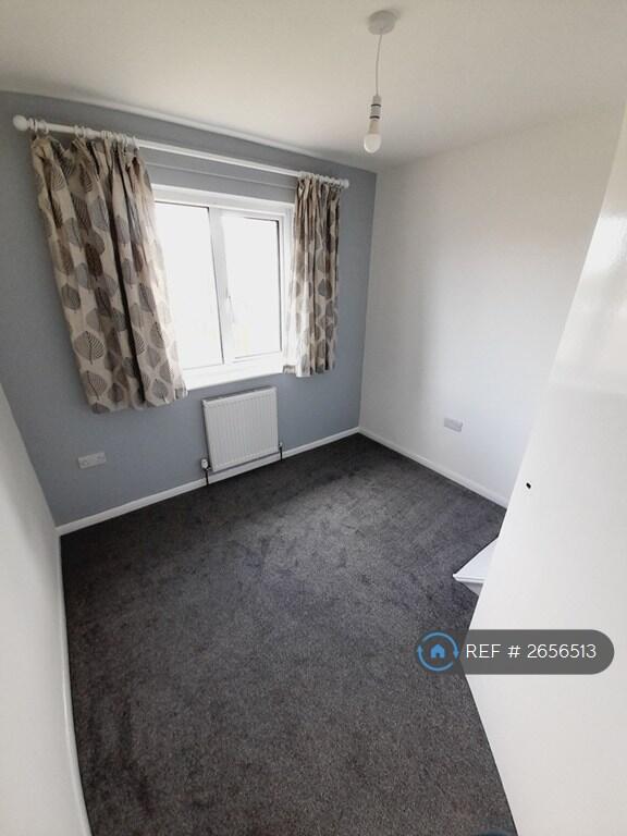 Single Room (Front Of House)