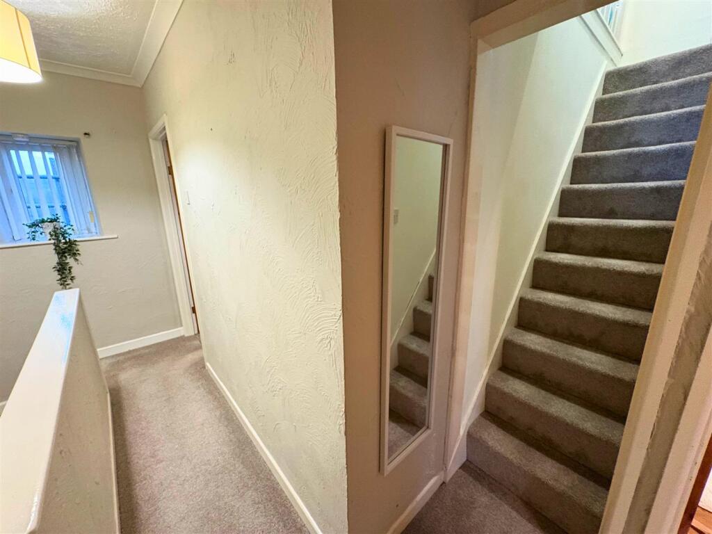 Landing b (edit).jpg