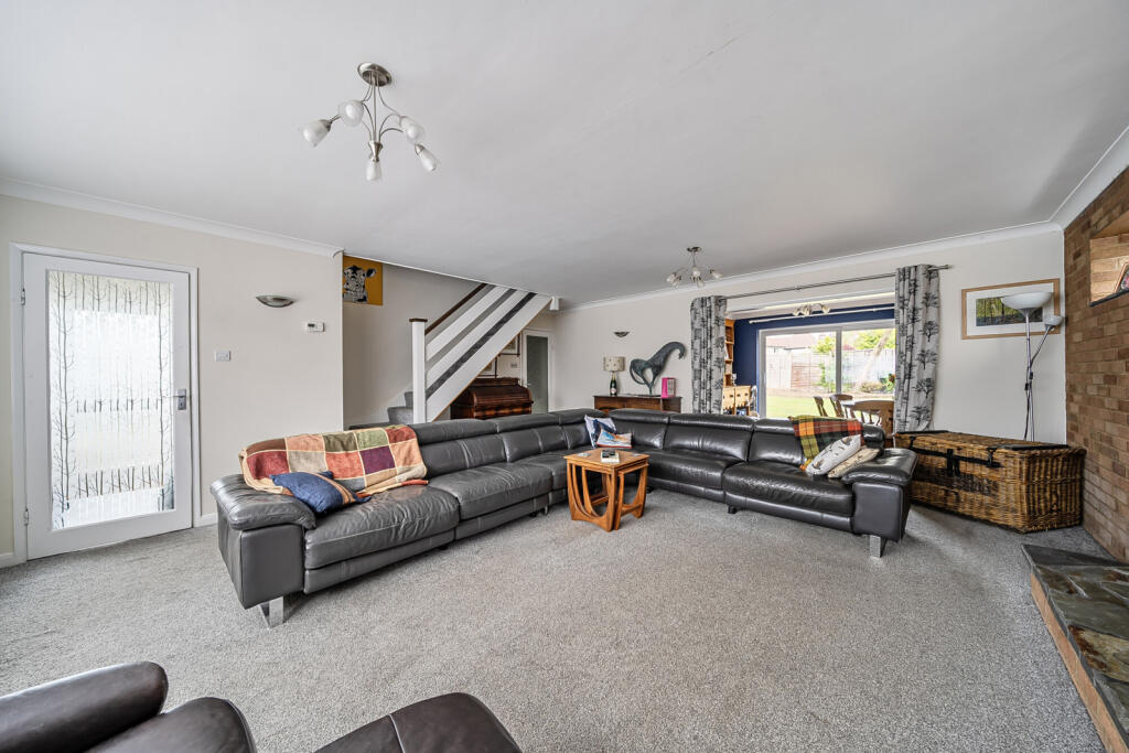 1298961-16-6839ce...