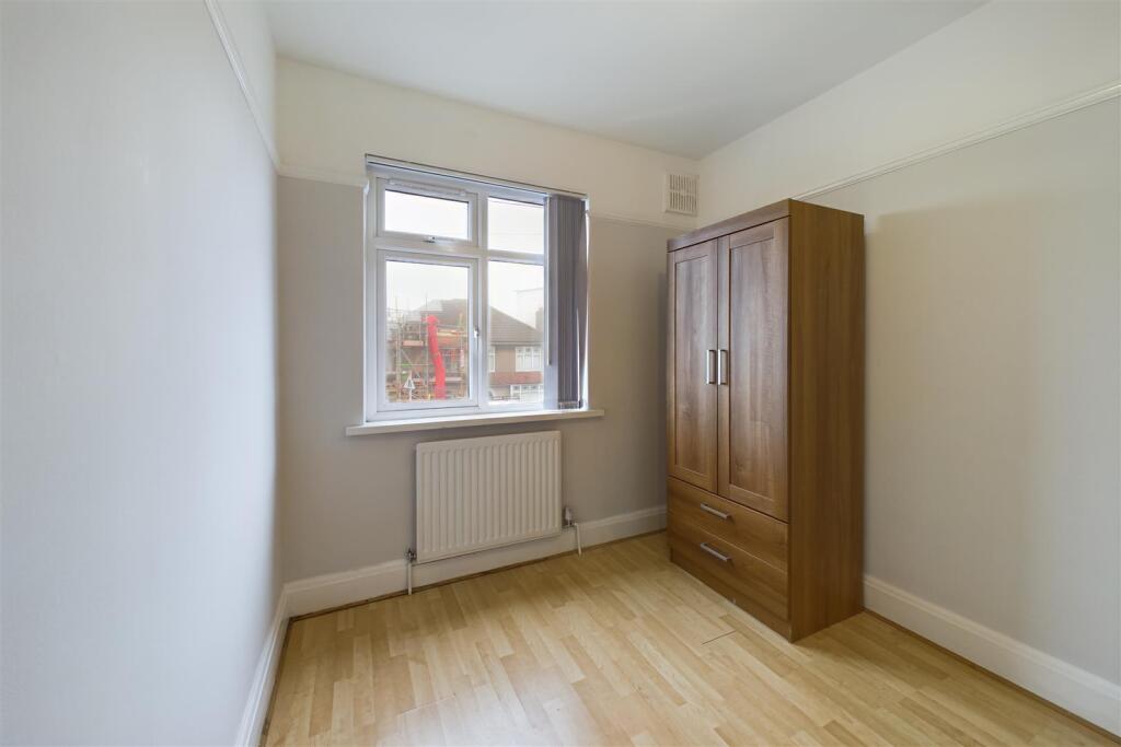 37, Kingsholm Road Southmead, Bristol, BS10 5LJ | 