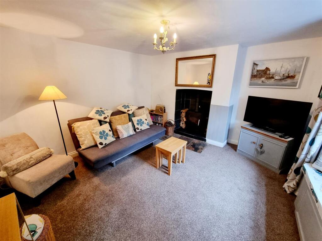 Sitting room.jpg