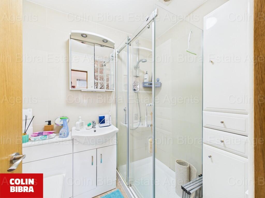 CAM04175G0-PR0057...