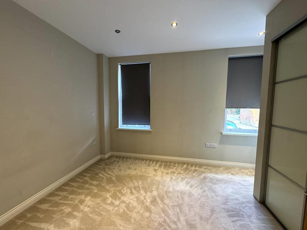 bedroom.jpg