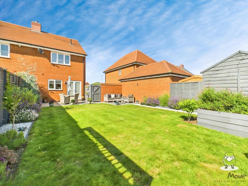 EweMove Basingstoke Church Acre Rear Garden