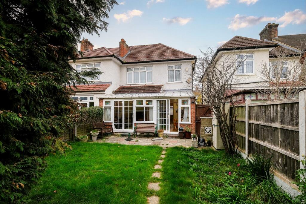 36, Hurst Avenue-28_web.jpg