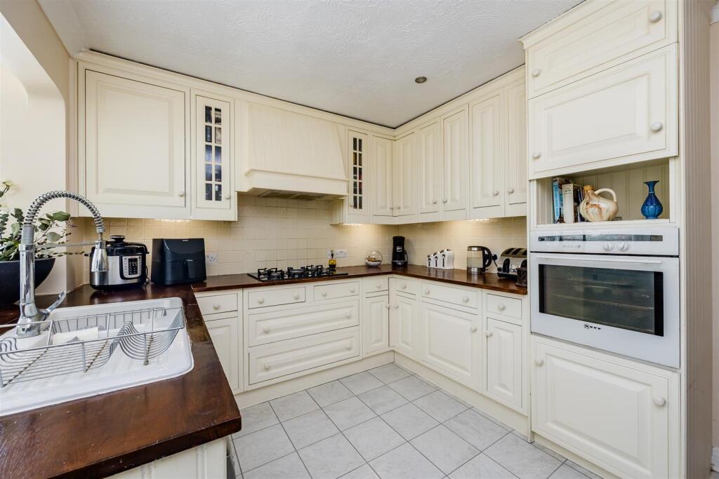 Shirley Avenue, 3-16.JPG