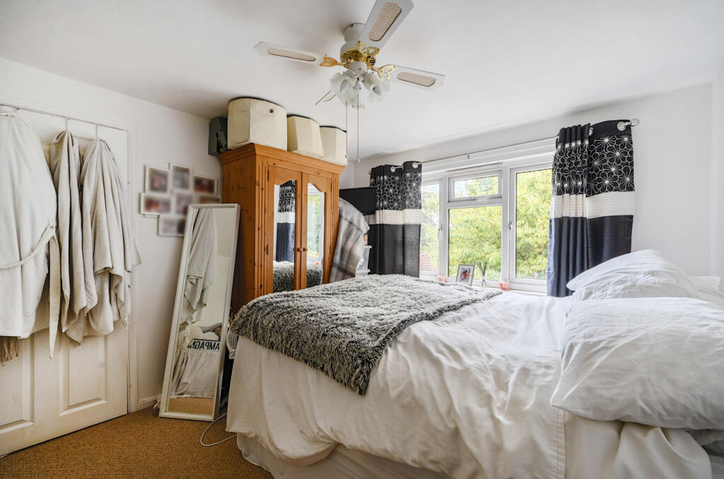 1344950-19-68b088...