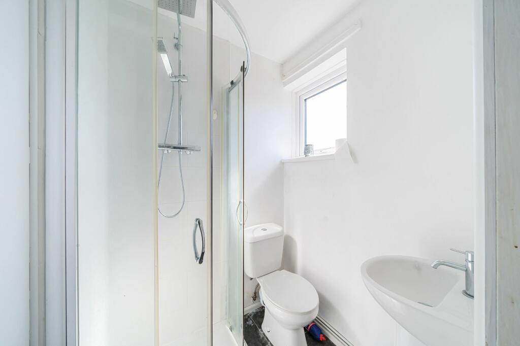 En suite shower room