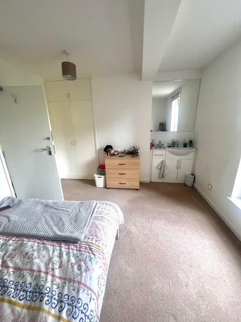 bed 3.2.jpg
