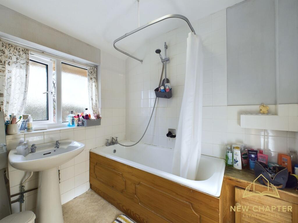 Main Bathroom