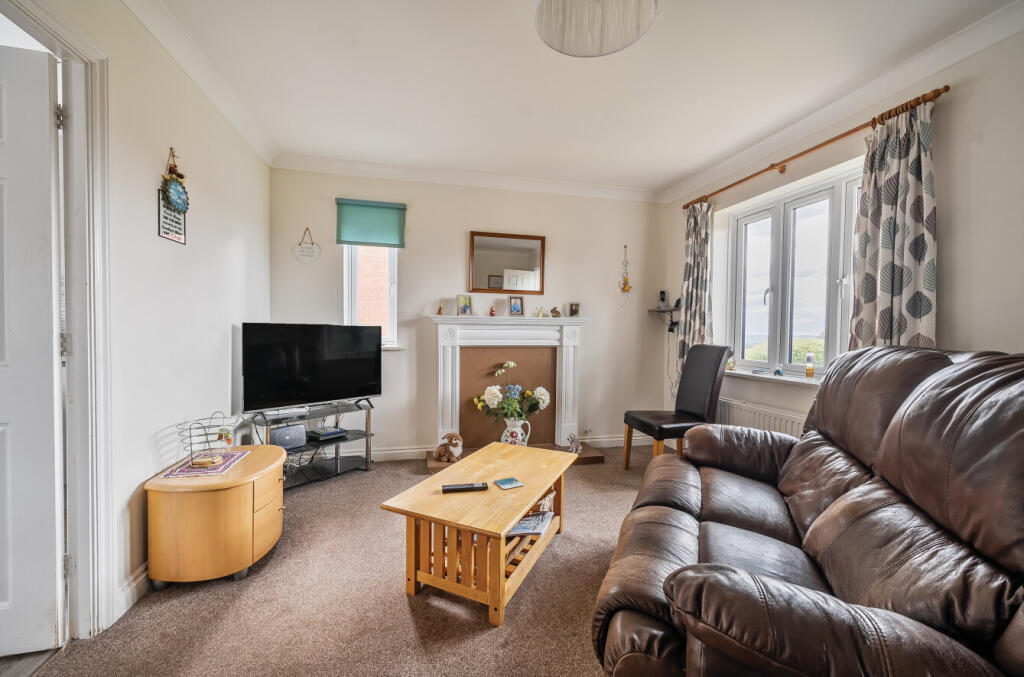 1300982-12-683a13...