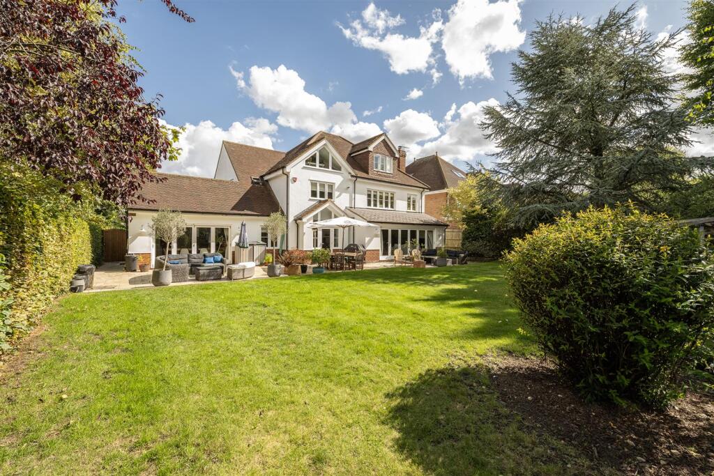47-roundwood-park-29.jpg