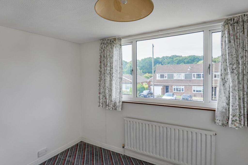 5 Conifer Close, Waterlooville, Hampshire PO8 8AF