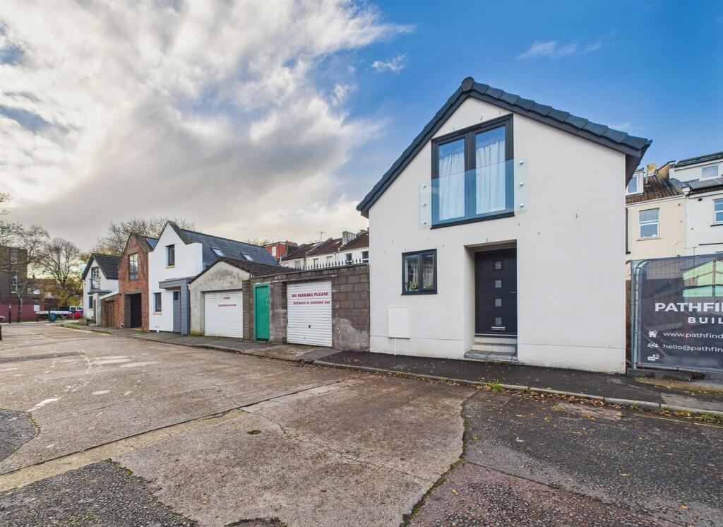 12- HMO and Building Plot for Auction, Southville.