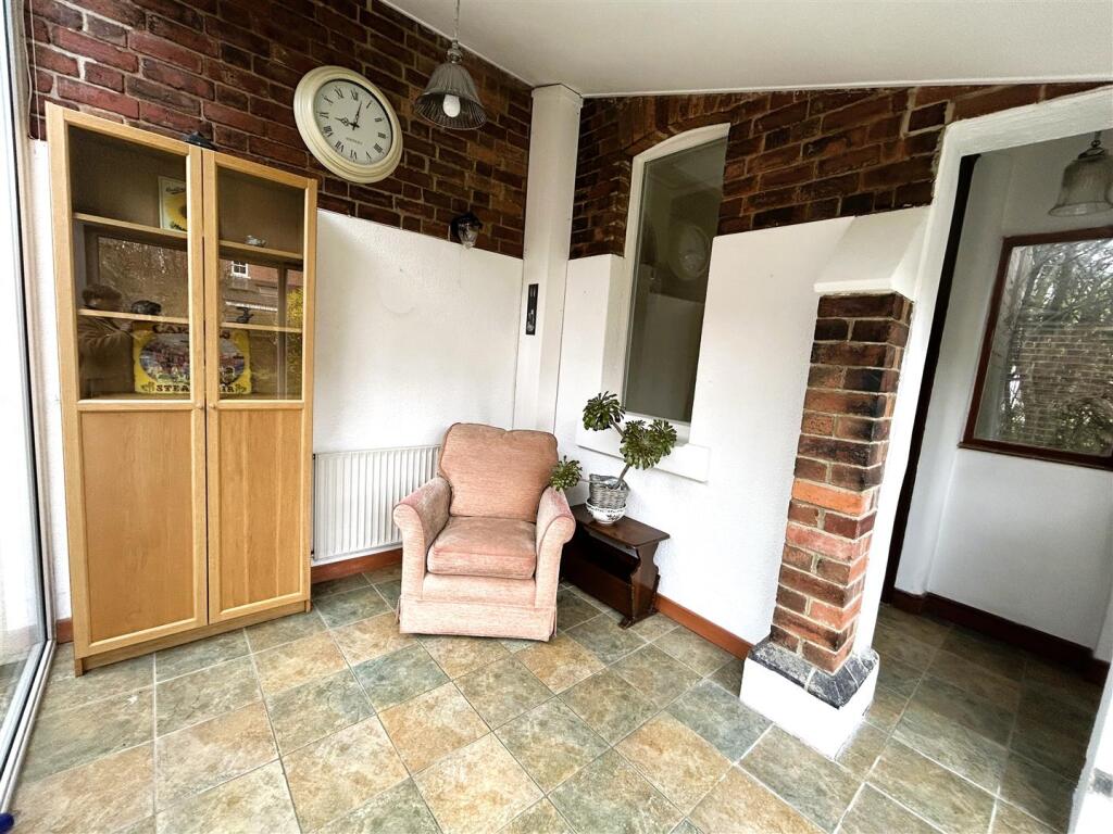 gardenroom.JPG