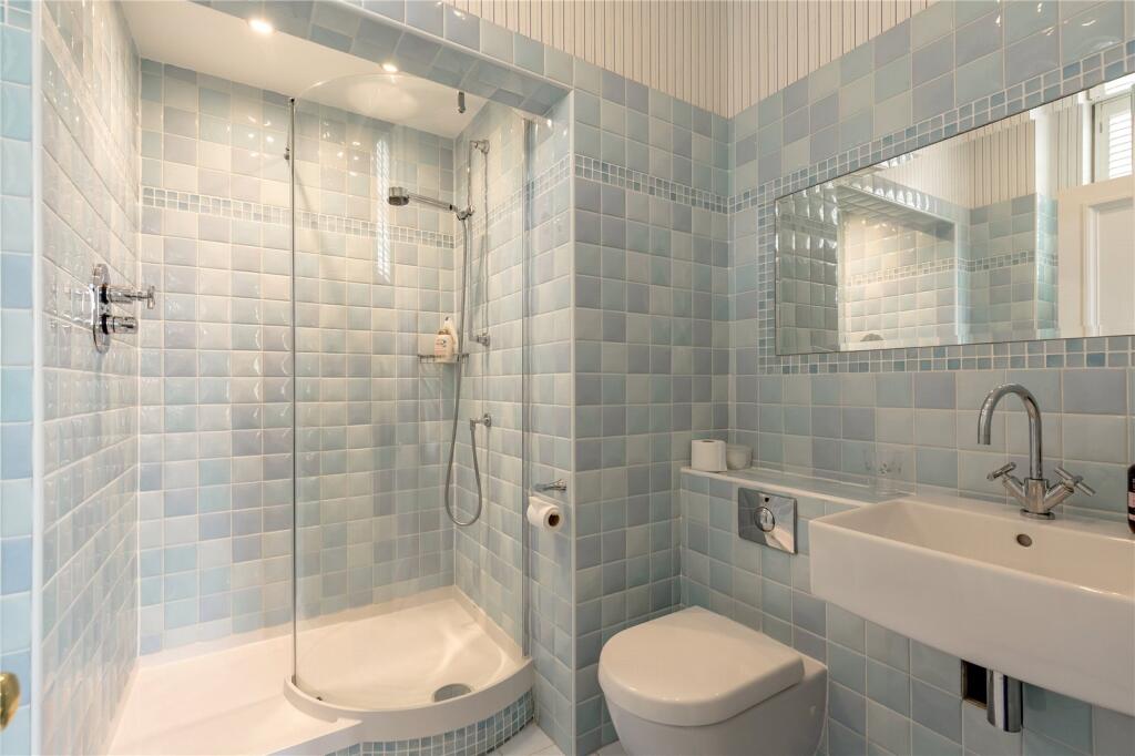 En Suite Shower Room