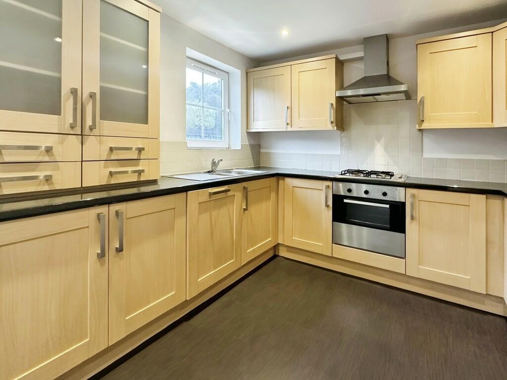 332863e5-Kitchen ...
