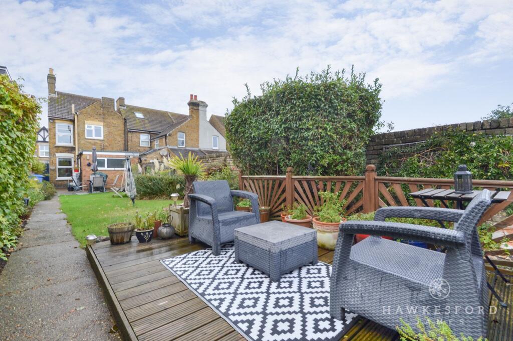 Park Road, Sittingbourne - Garden