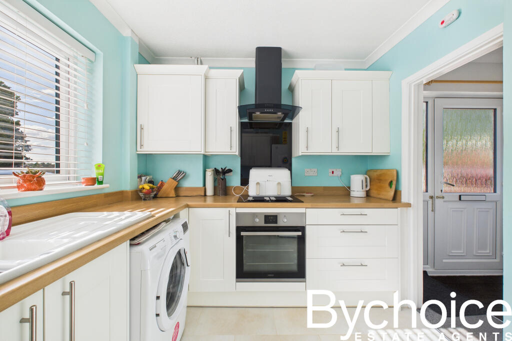 CAM05454G0-PR0056-STILL005