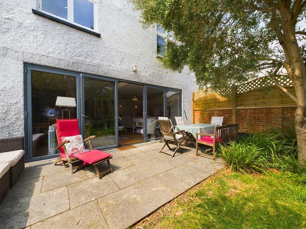 CAM03519G0-PR0112...