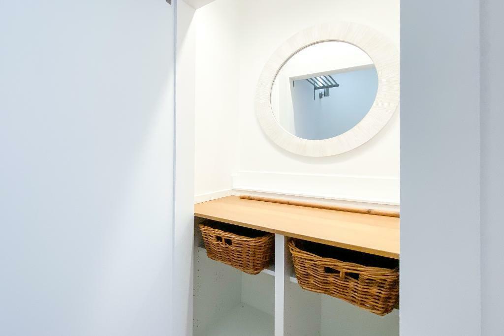 Walk in Wardrobe - pic 1