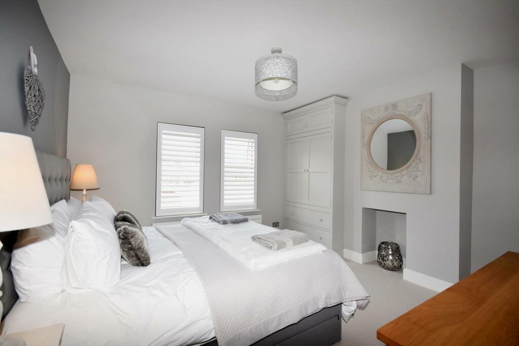 Bedroom 1..JPG